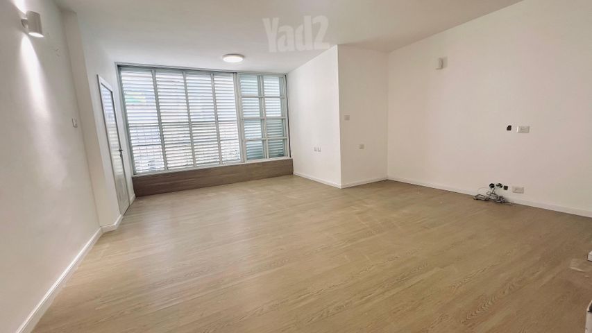 דרור 19