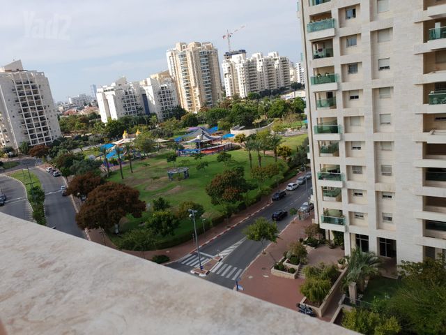 יוני נתניהו 8