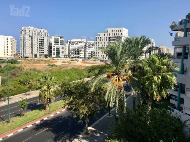 דירה להשכרה בתל אביב יפו — 4