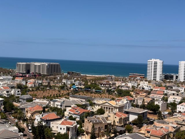 הפריגטה 27