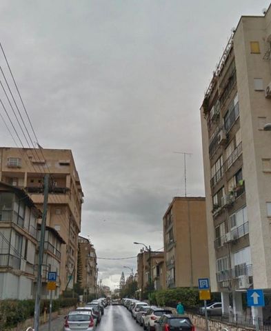 דירה, רמב"ם, ראשון לציון