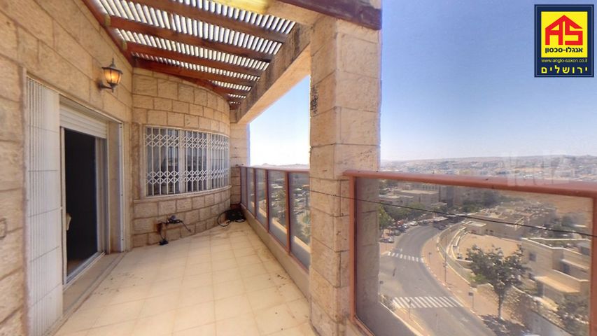 הרב יצחק נסים 