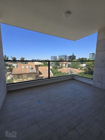קרית אליהו גולומב