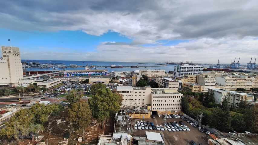 דירה, שער פלמר, תחנת רכבת השמונה, חיפה
