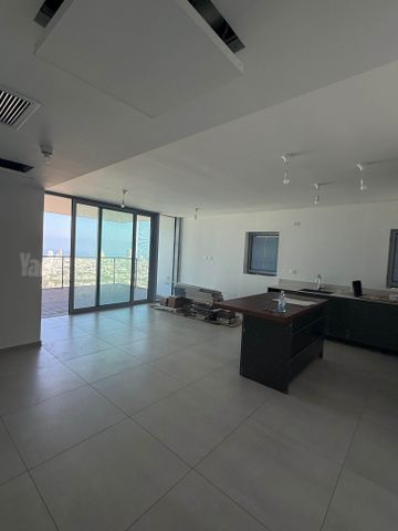 דירה להשכרה בתל אביב יפו (תיווך) — 2