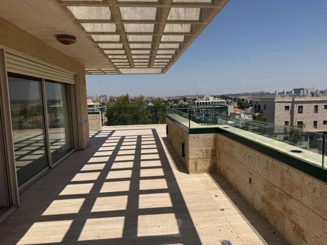 גג/ פנטהאוז להשכרה בירושלים (תיווך) — 3