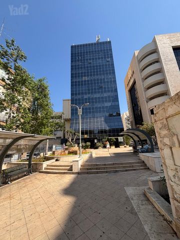משרדים, רמב"ם, ראשון לציון