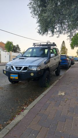 מודעת רכב ניסאן טראנו