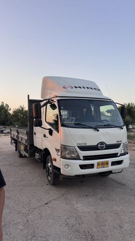 מודעת רכב טויוטה