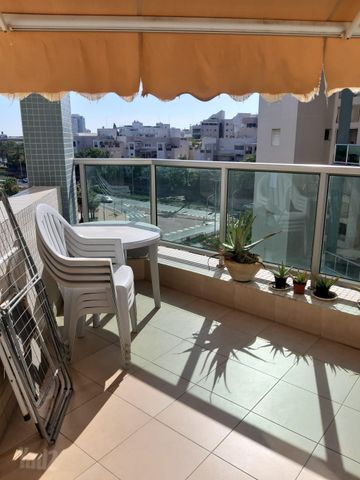 הזמורה 11