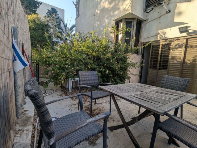 שמואל רומנילי 19