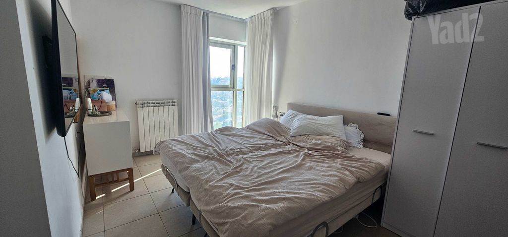 אברהם פררה 11