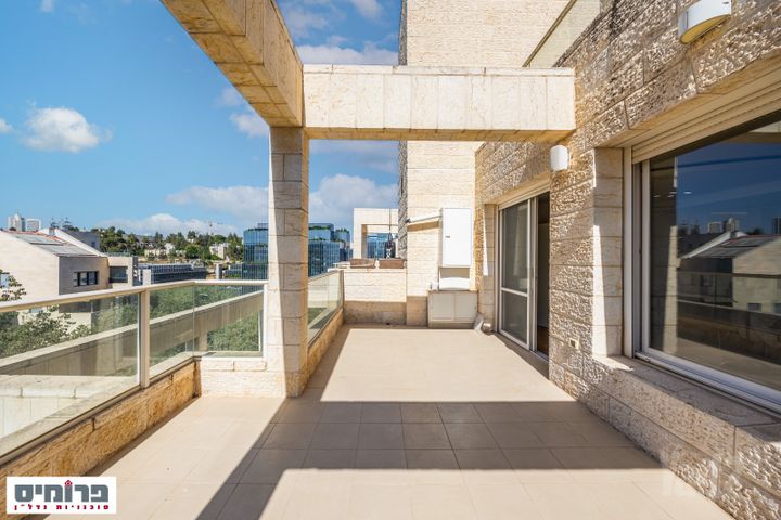 יעקב שריבוים 