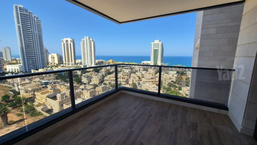 דר' ישראל בורגנסקי 4