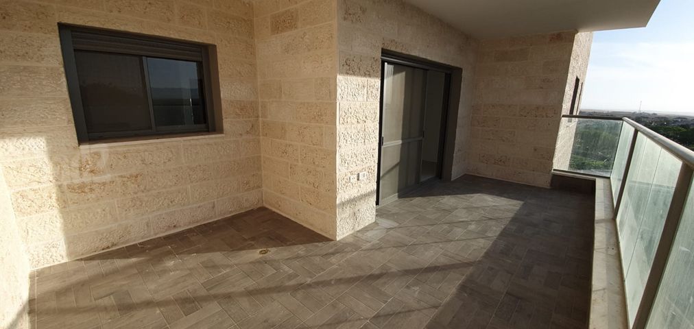 דירה, נשר, ערד