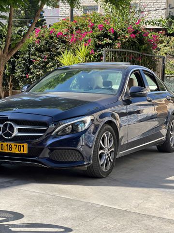 מודעת רכב מרצדס-בנץ C-class