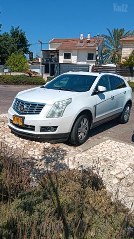 מודעת רכב קאדילק SRX