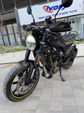 מודעת רכב הוסקוורנה SVARTPILEN 401