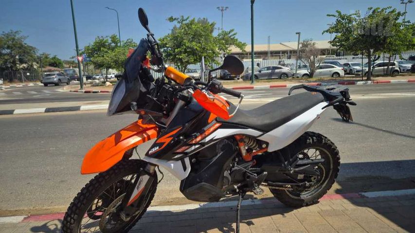מודעת רכב KTM Adventure 890R