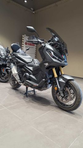 מודעת רכב הונדה X-ADV750