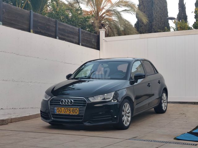 מודעת רכב אאודי A1 1