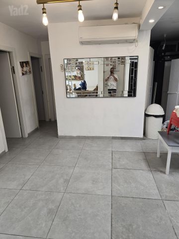 מבוא הדמומית 1