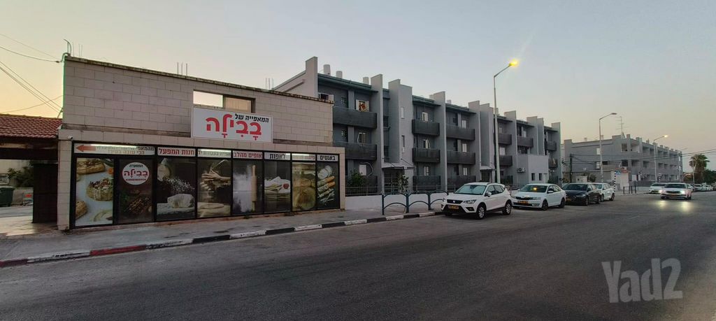 יצחק שמש 10