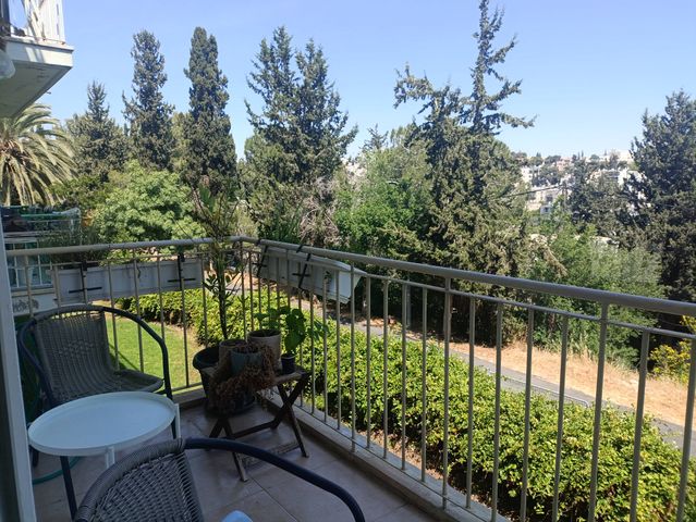 דירת גן למכירה בירושלים (תיווך) — 3