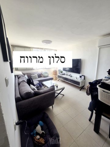 יוסף סרלין 9
