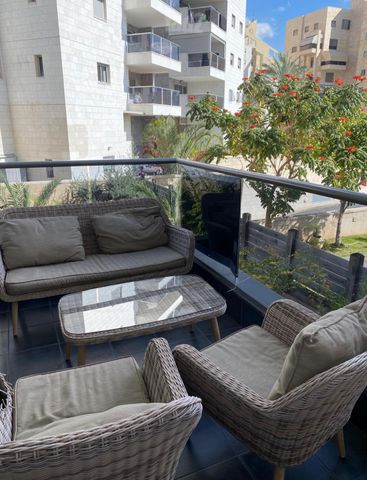 Holon, Israel 3
