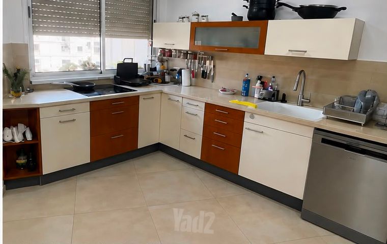 שטח 9