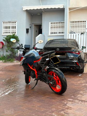 מודעת רכב KTM Duke