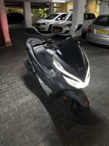 מודעת רכב הונדה PCX 125