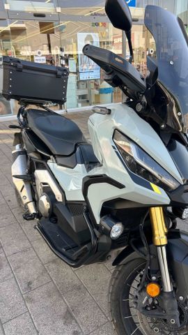 מודעת רכב הונדה X-ADV750
