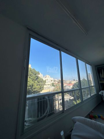 לוין אפשטיין 10