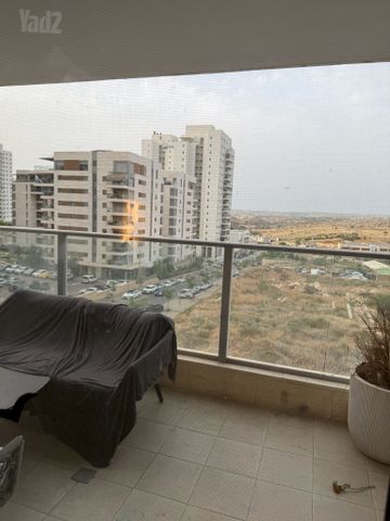 ניסים אלוני 7