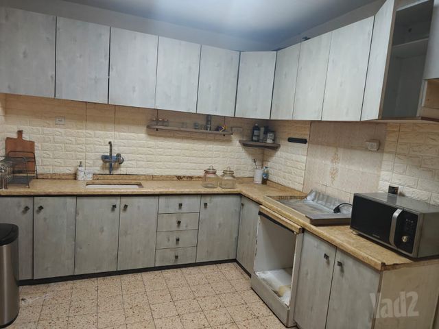 ציון בהלול 14