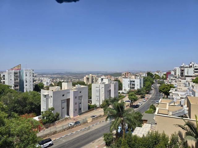 דליה 