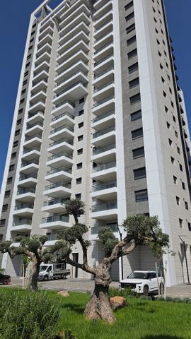 דירה, שיכון גג, אזור