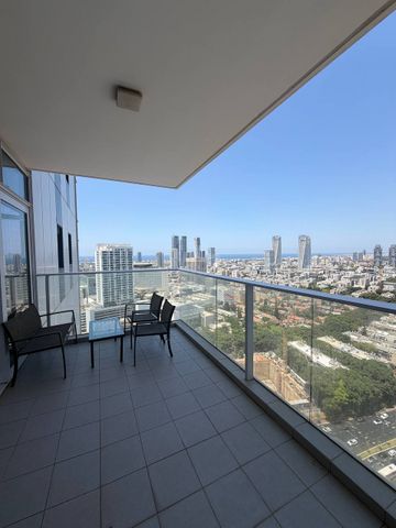 דרך מנחם בגין 144