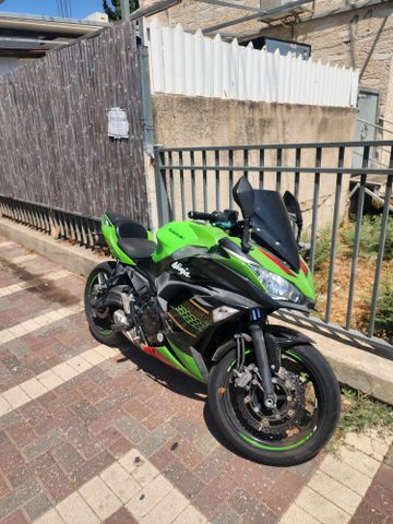 מודעת רכב קאוואסאקי נינג'ה 650