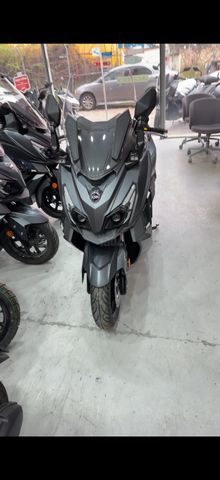 מודעת רכב סאן יאנג קרוזים 300