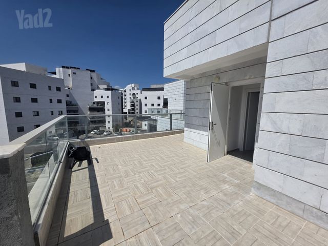 גדרה מזרח/גולדה
