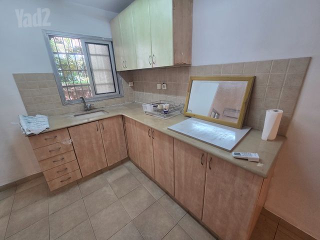 ארלוזורוב 160