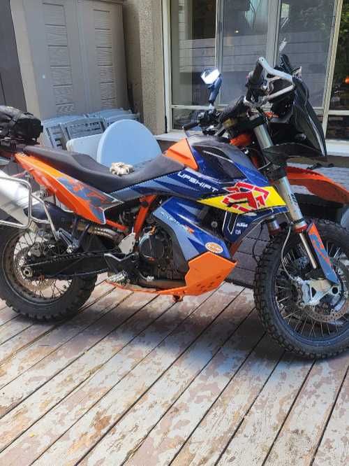 מודעת רכב KTM Adventure 890R