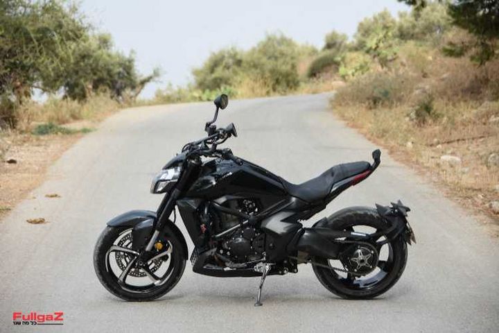 מודעת רכב זונטס 310V