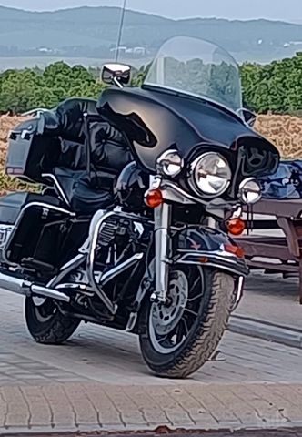 מודעת רכב הרלי דיווידסון אלקטרה גלייד 1340