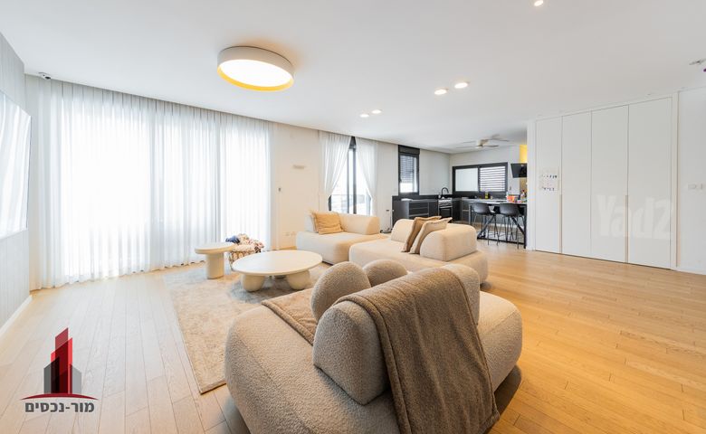 Ramat Gan, Israel 11