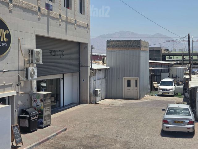 מחסנים