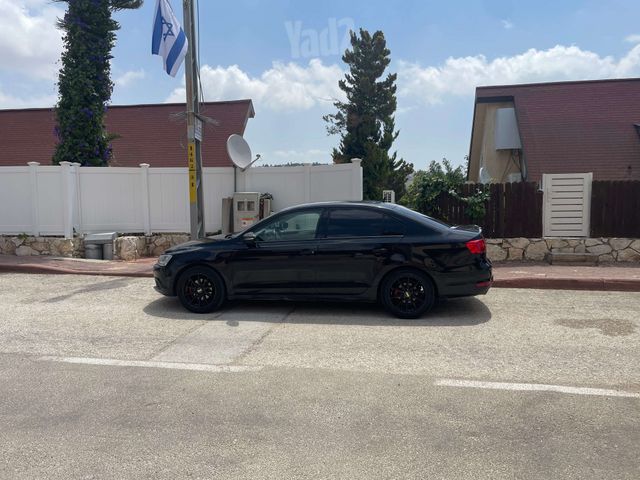 מודעת רכב פולקסווגן ג'טה